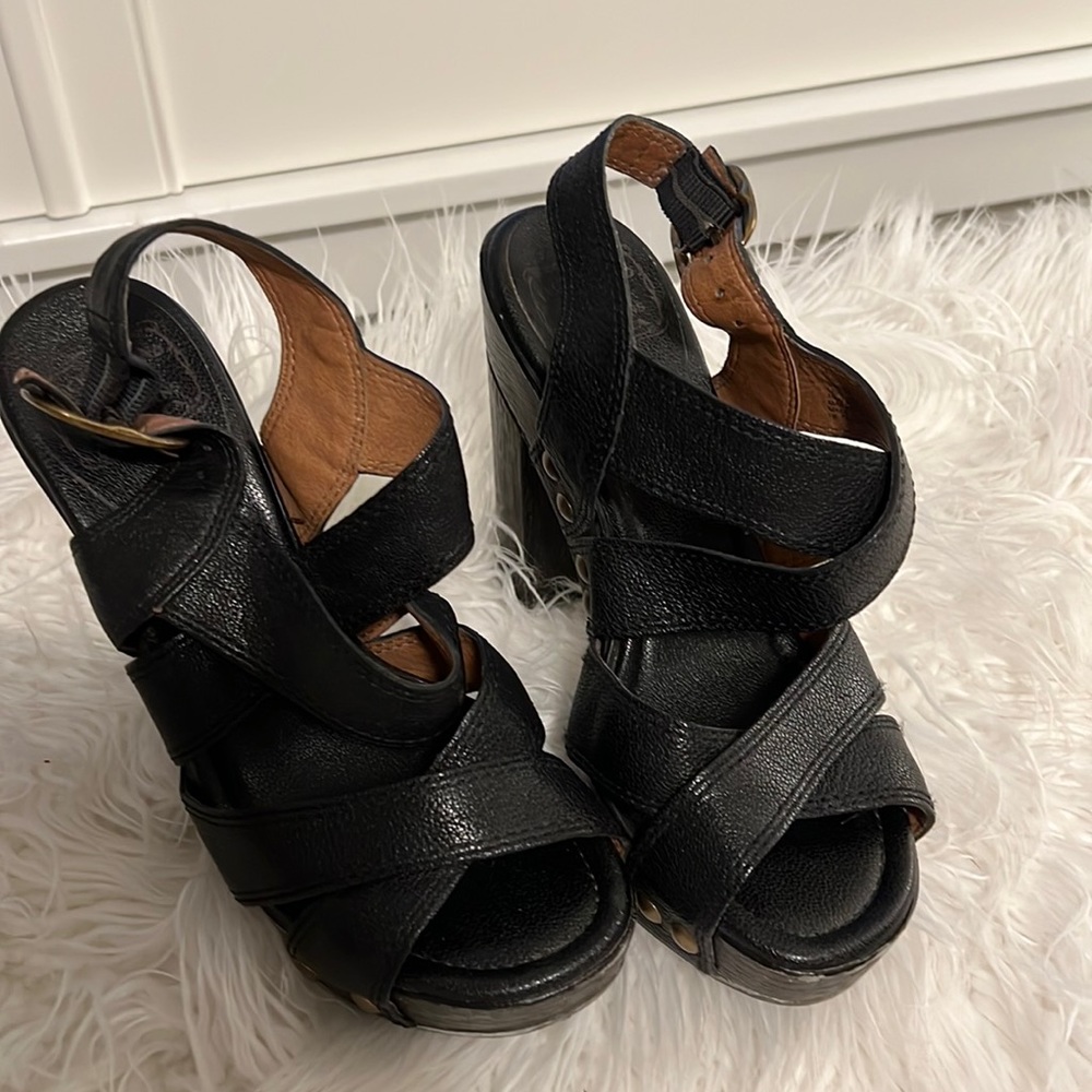 Lucky boho sandals